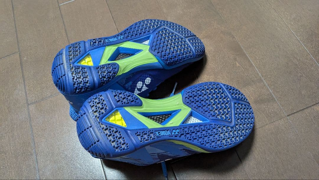 YONEX バドミントンシューズ ブルー24.5 ㌢