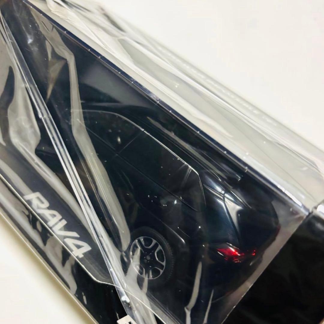 トヨタ RAV4 1/30 ミニカー ブラック 新品 未開封（前モデル）