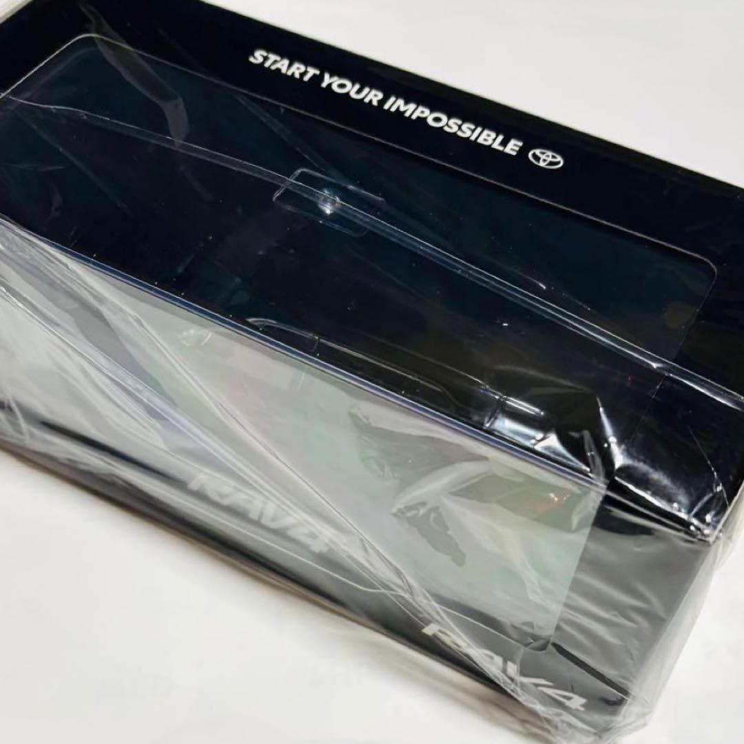 トヨタ RAV4 1/30 ミニカー ブラック 新品 未開封（前モデル）
