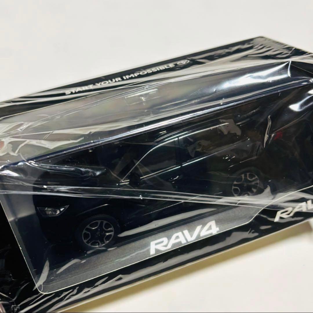 トヨタ RAV4 1/30 ミニカー ブラック 新品 未開封（前モデル）