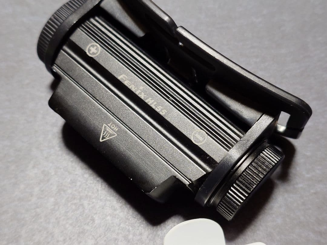 FENIX OLIGHT ENERGIZER ARMYTEK 等ライトまとめ売り