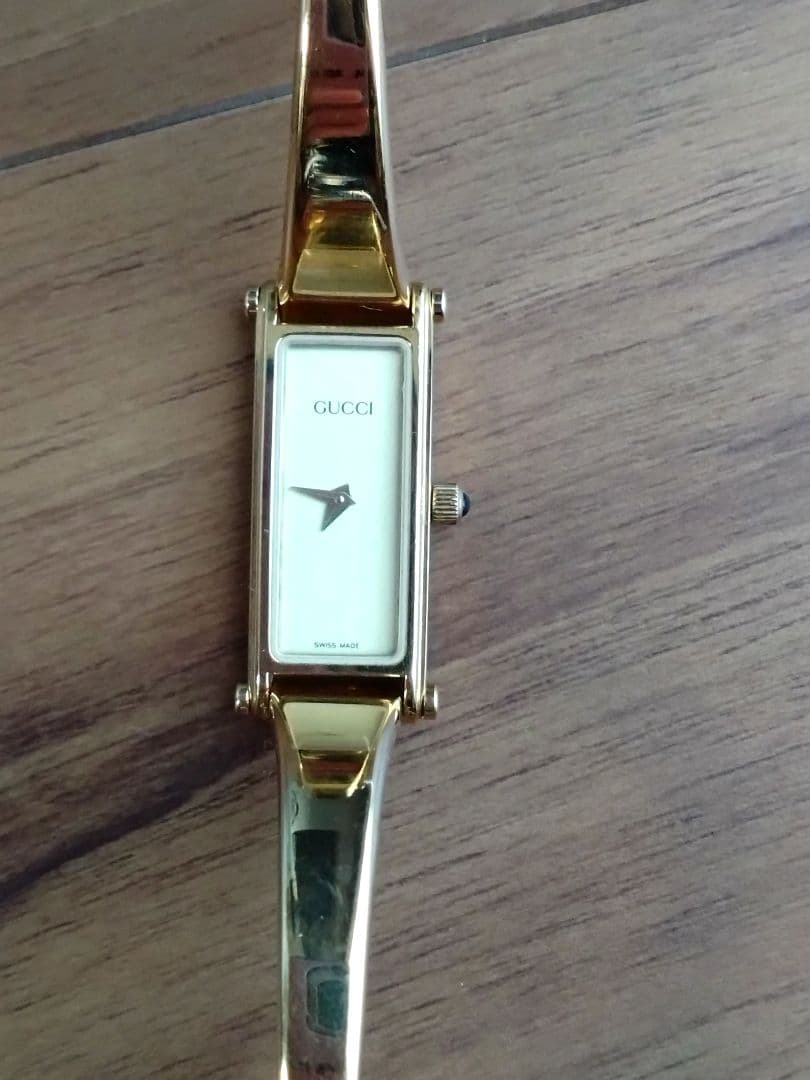 【美品】GUCCI グッチ　バングルウォッチ　ゴールド