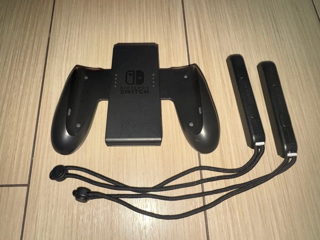Nintendo Switch 本体一式+SDカード128GB付き(訳あり)