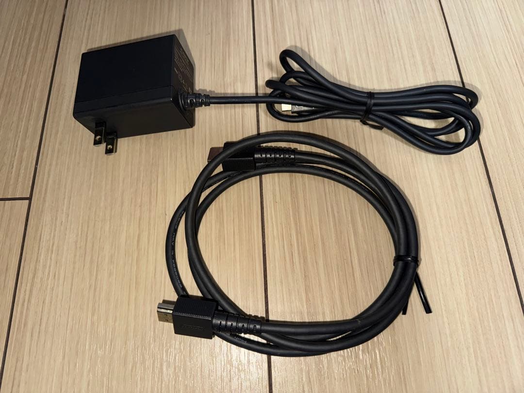 Nintendo Switch 本体一式+SDカード128GB付き(訳あり)