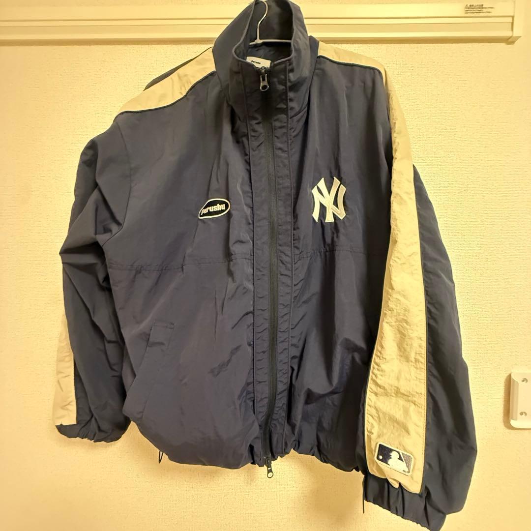 YANKEESナイロンブルゾン