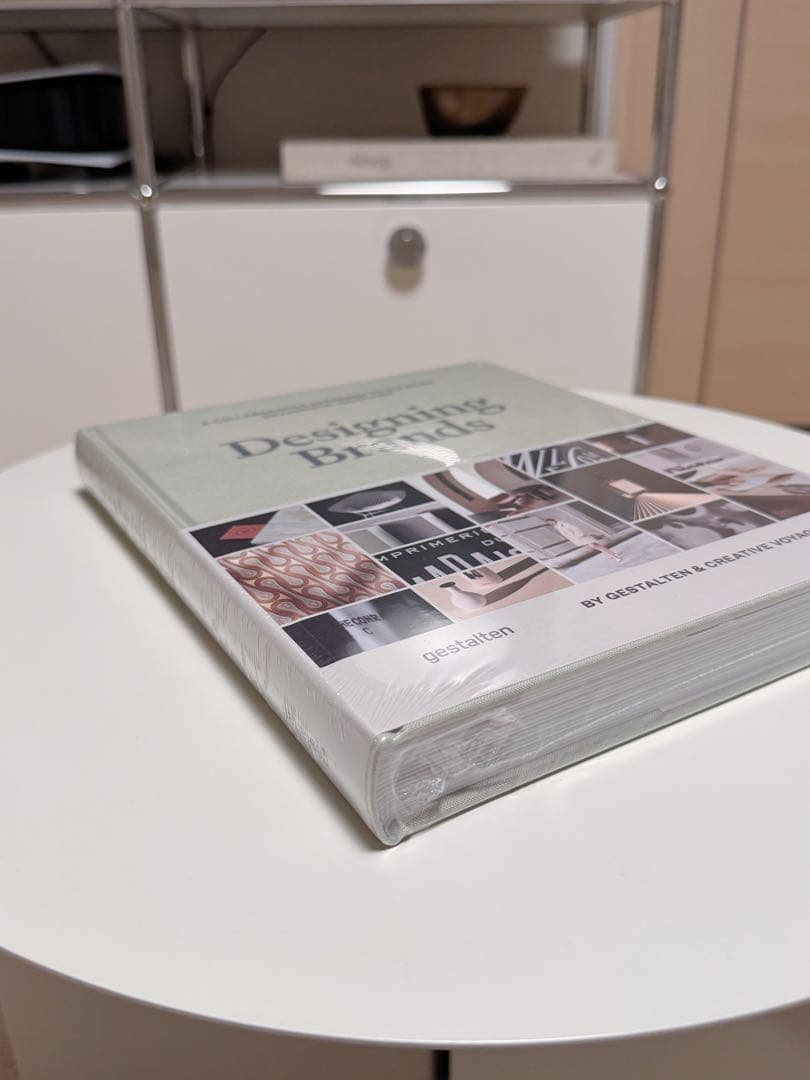 新品 Gestalten Designing Brands デザインブック 本