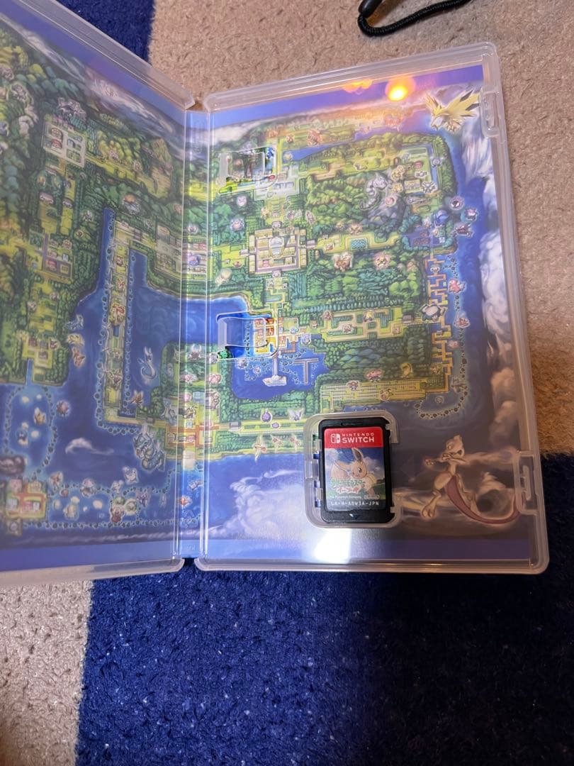 美品 ポケットモンスター Let's Go! イーブイ モンスターボールplus