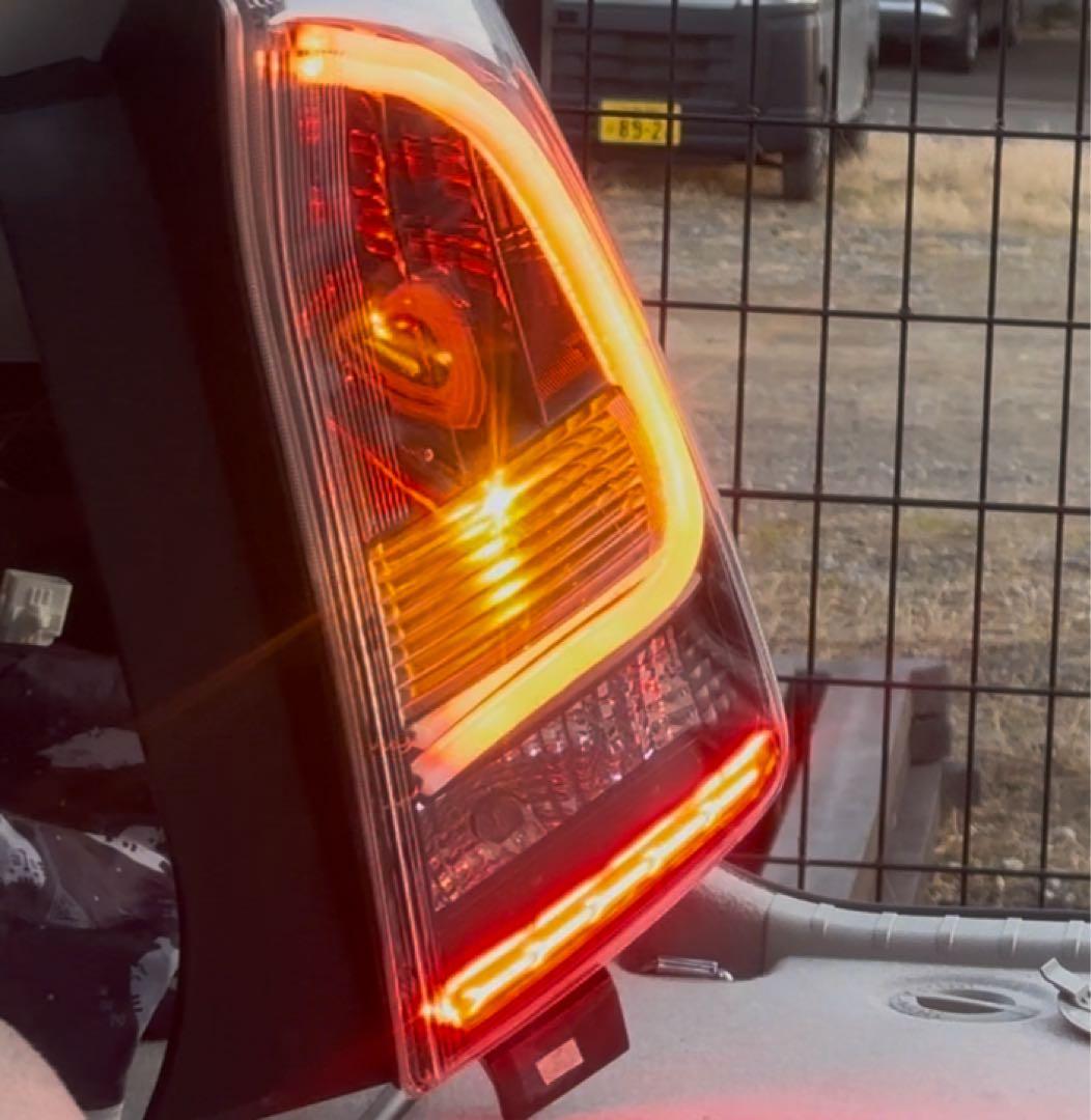 田*村様 Zvw30 プリウス30 テールライト RGB