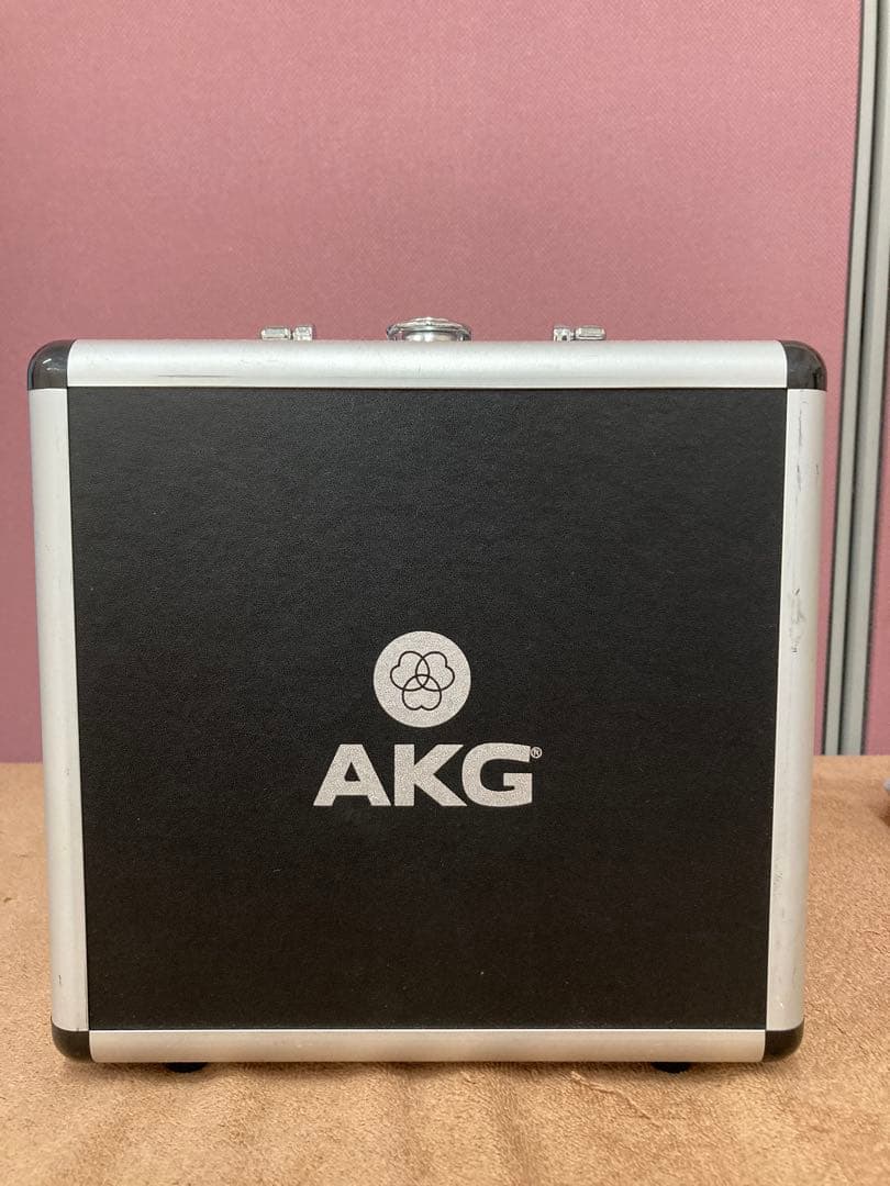 ◇美品◇AKG P420コンデンサーマイク ショックマウント付き ⭐︎連休中値下げ