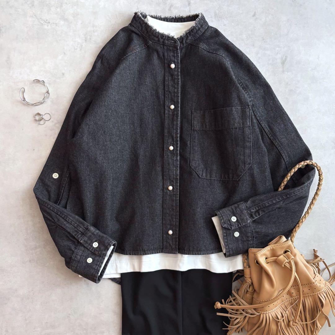 美品 ◆ blanc basque ブランバスク　デニムシャツ　パールボタン