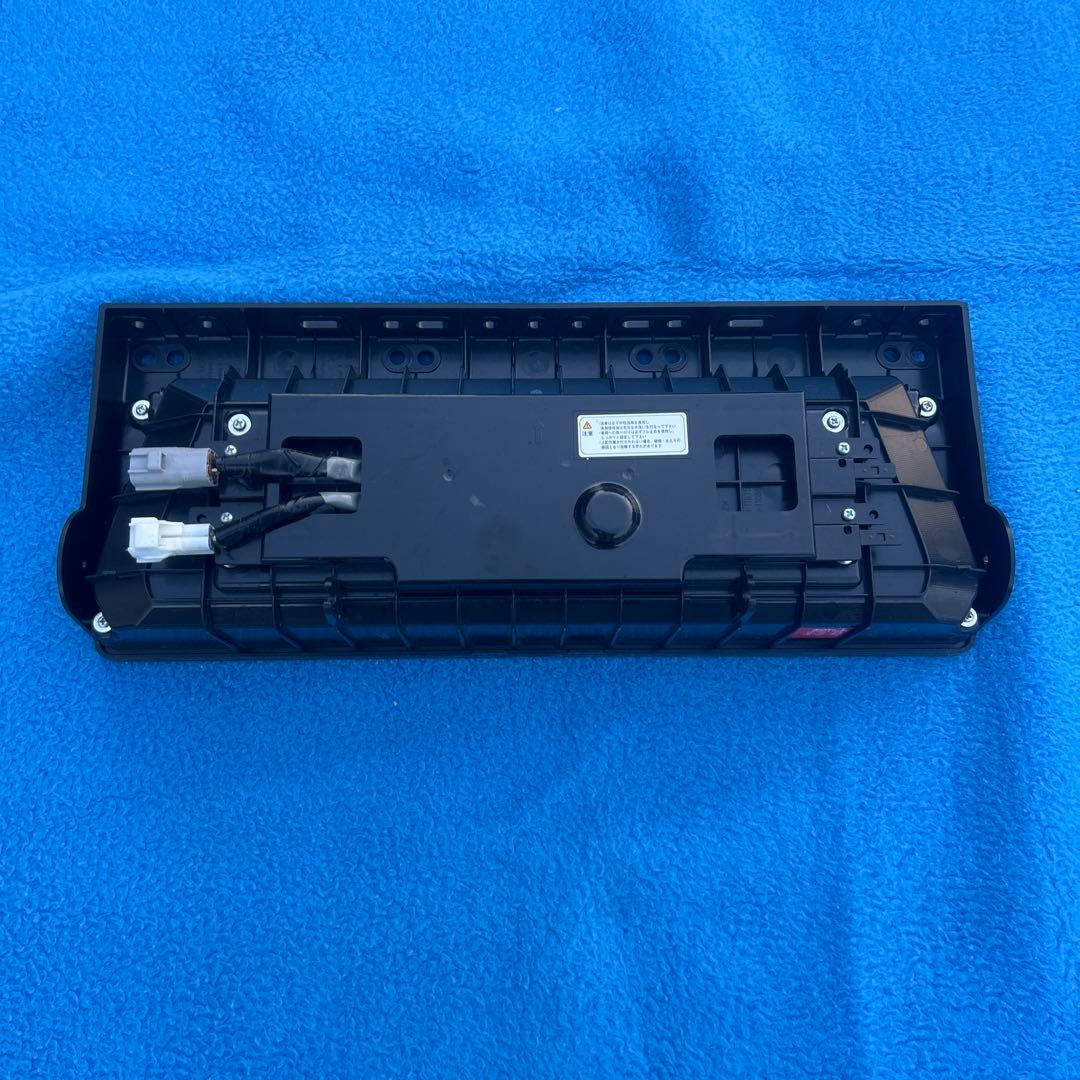 小糸LEDライト 左側 220-11075 中古 ノーマルターン