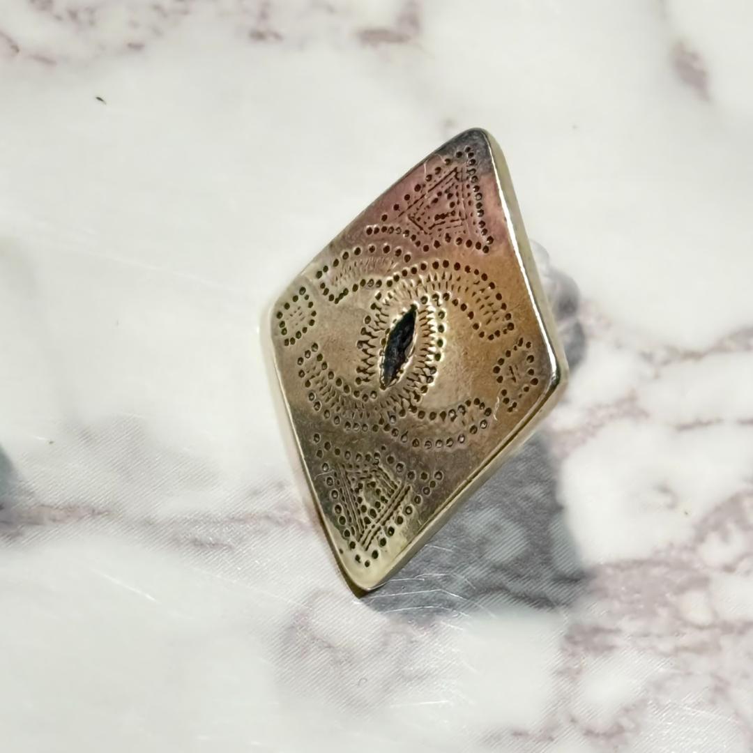 【早い者勝ち】シャネル ピアス シルバー ココマーク ドット #B542