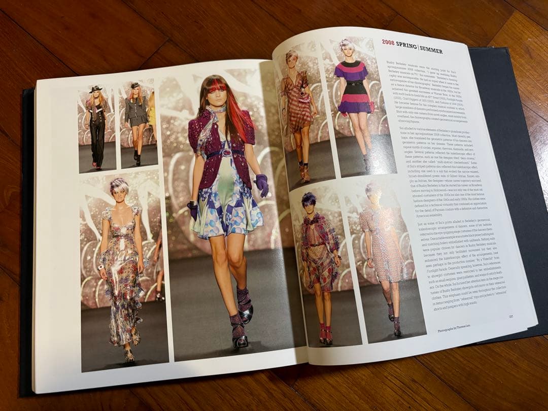 ANNA SUI 洋書