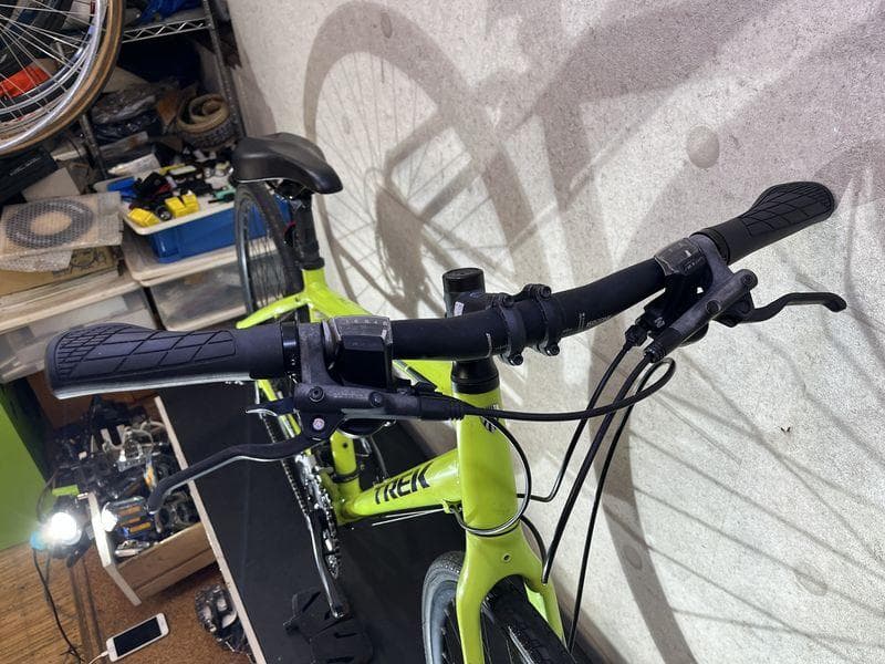TREK FX3 油圧ディスクブレーキ　M
