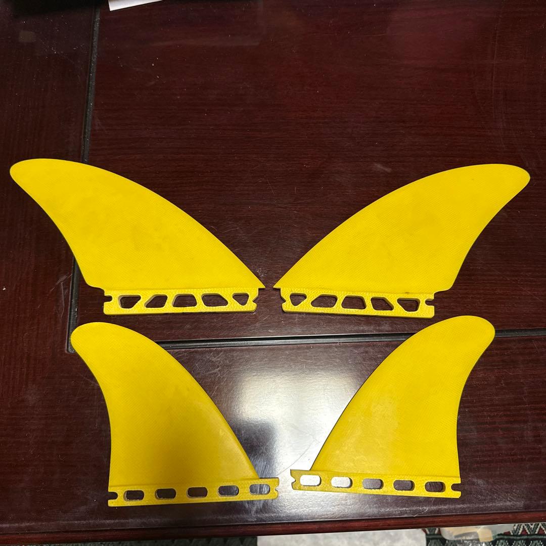 非売品　MB SPLIT KEEL QUAD FINS futures