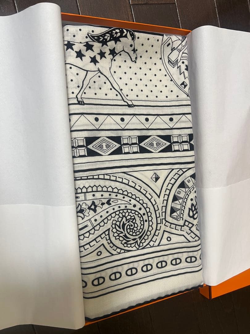 最終値下げ　新品 エルメス　HERMES バンダナ カシシル シュヴァル