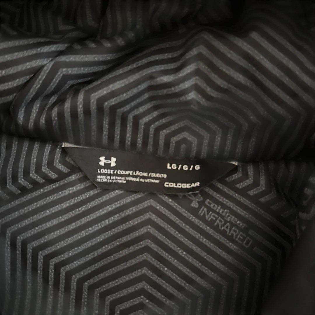 ⭐︎美品　Under Armour ベンチコートLG ブラック