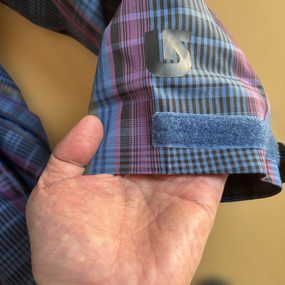 【値下 美品】Burton ウェア 傷、ほつれ、やぶれなし