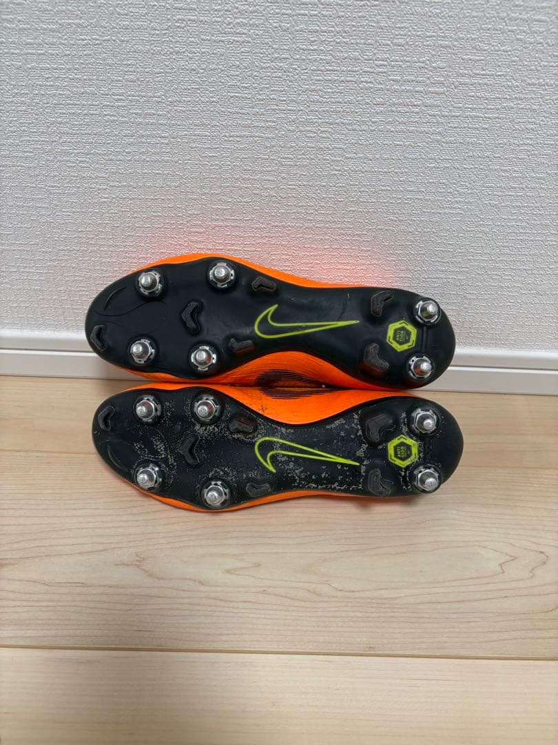 Nike サッカーシューズ オレンジ SG