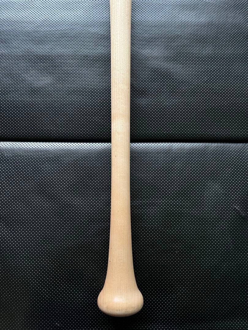 広島カープ　野間峻祥 #37　バット NPBマーク 支給品　実使用