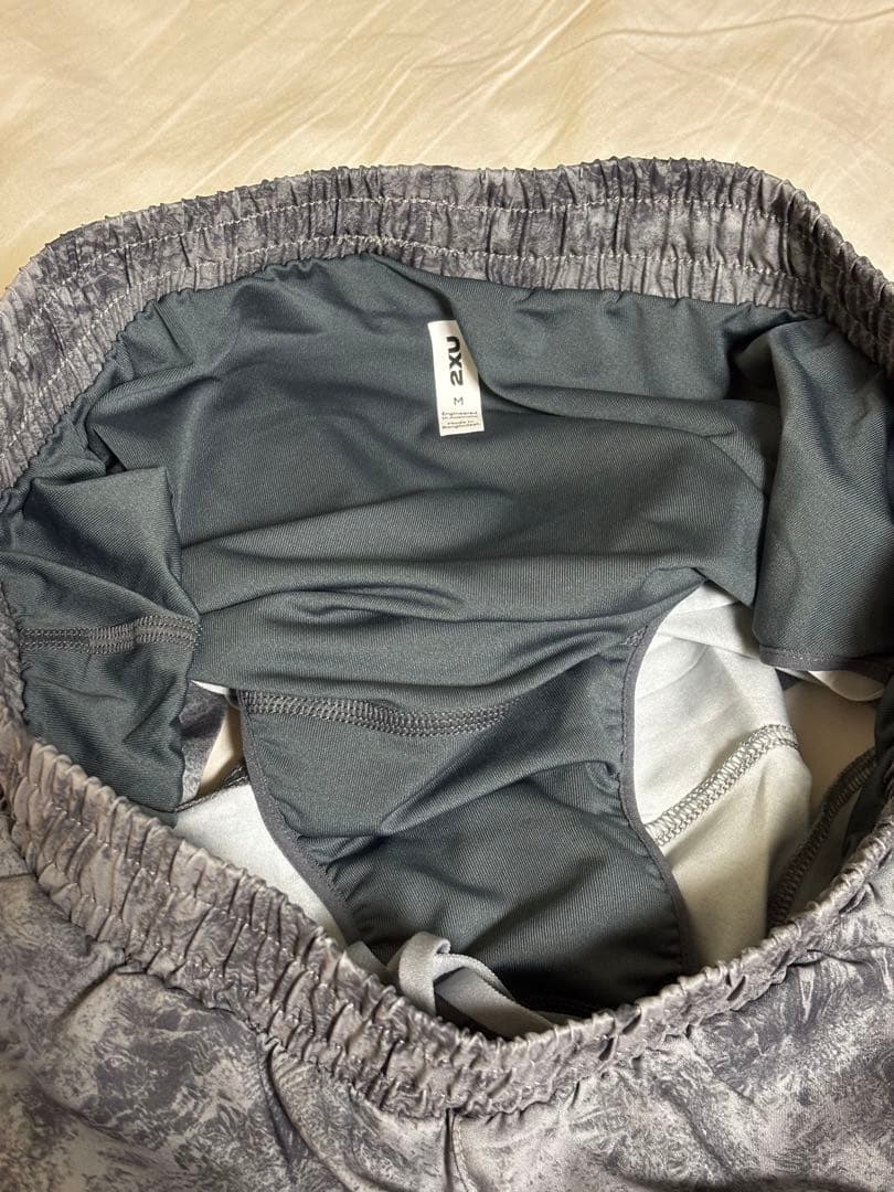 2XU Aero 5 Inch Shorts 陸上用パンツ【Mサイズ】