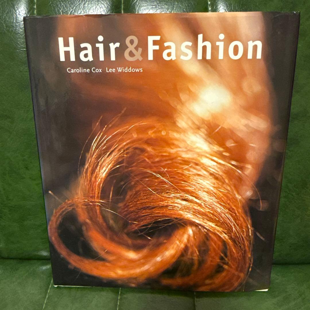 洋書 Hair&Fashion Caroline Cox Lee Widdows
