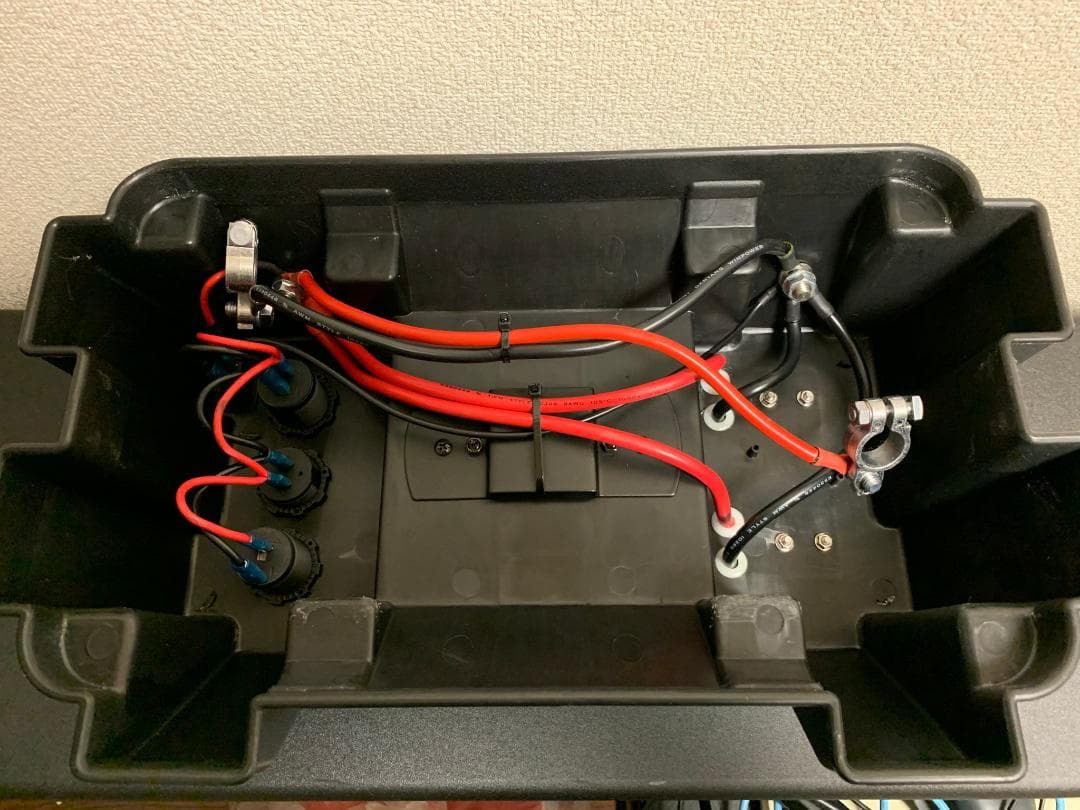 バッテリーケース 12V ブラック