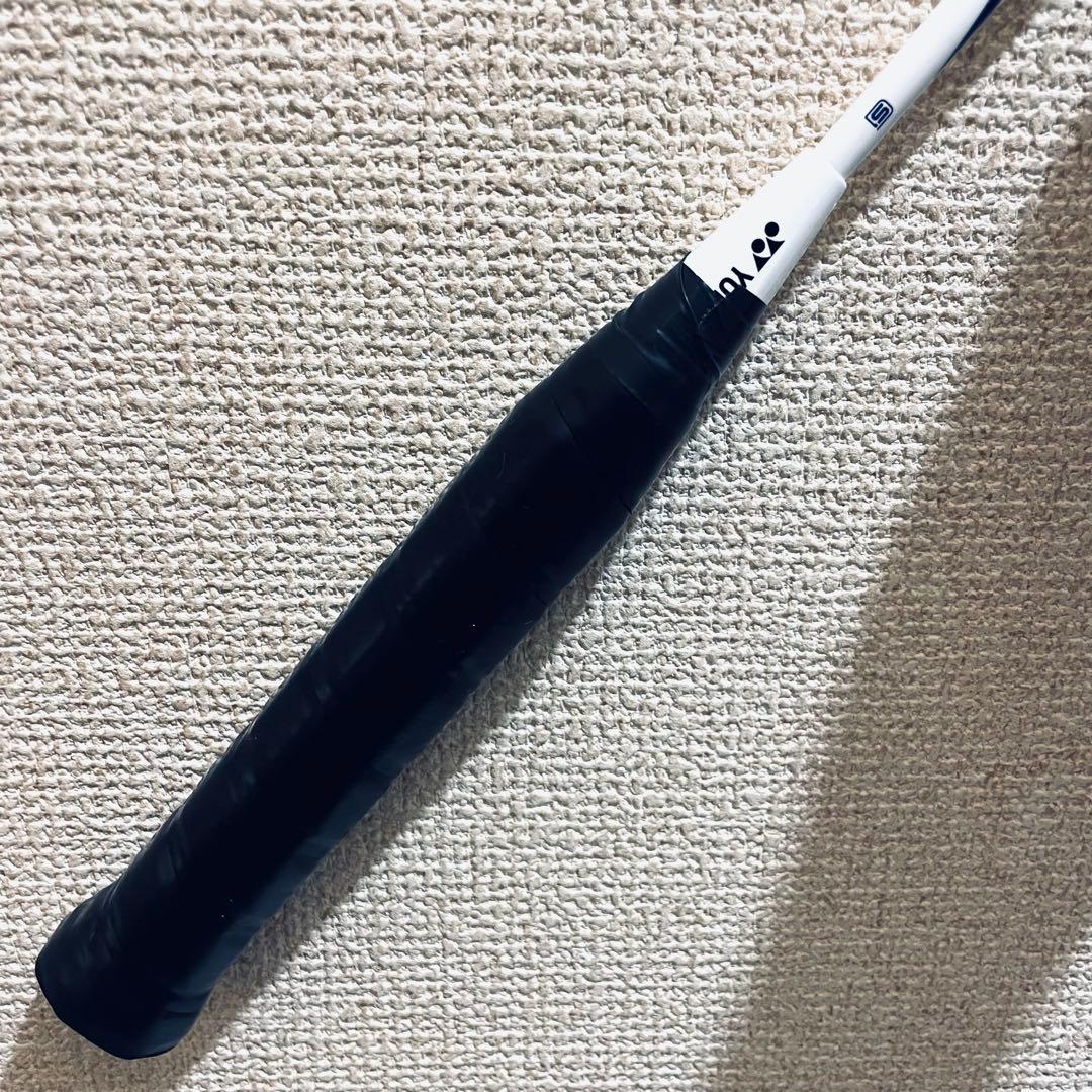 YONEX ヨネックス B4000 バドミントンラケット 2本セット