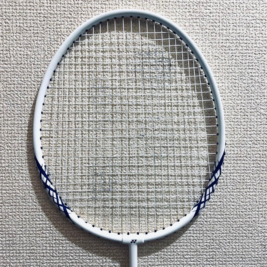 YONEX ヨネックス B4000 バドミントンラケット 2本セット