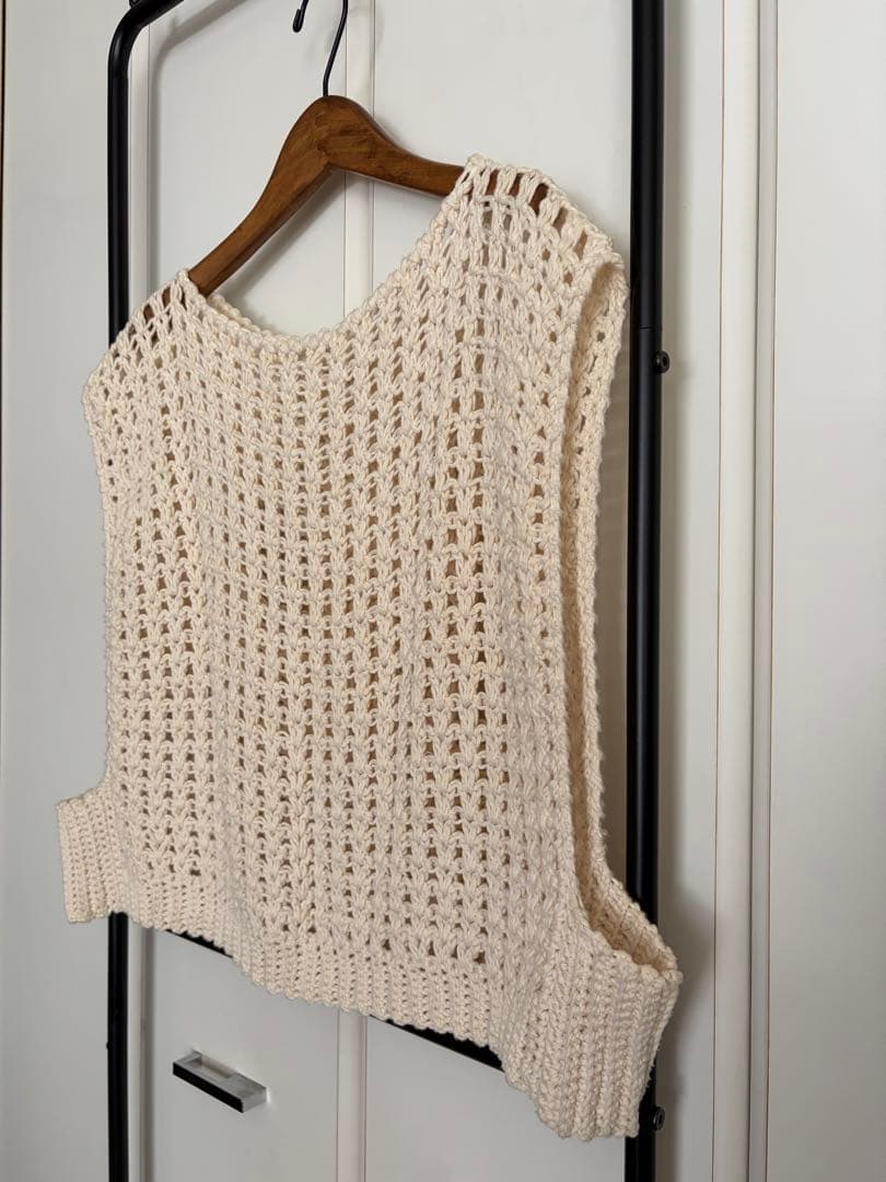 美品★MAYDI /マイディ CROP VEST ハンドニットベスト ナチュラル