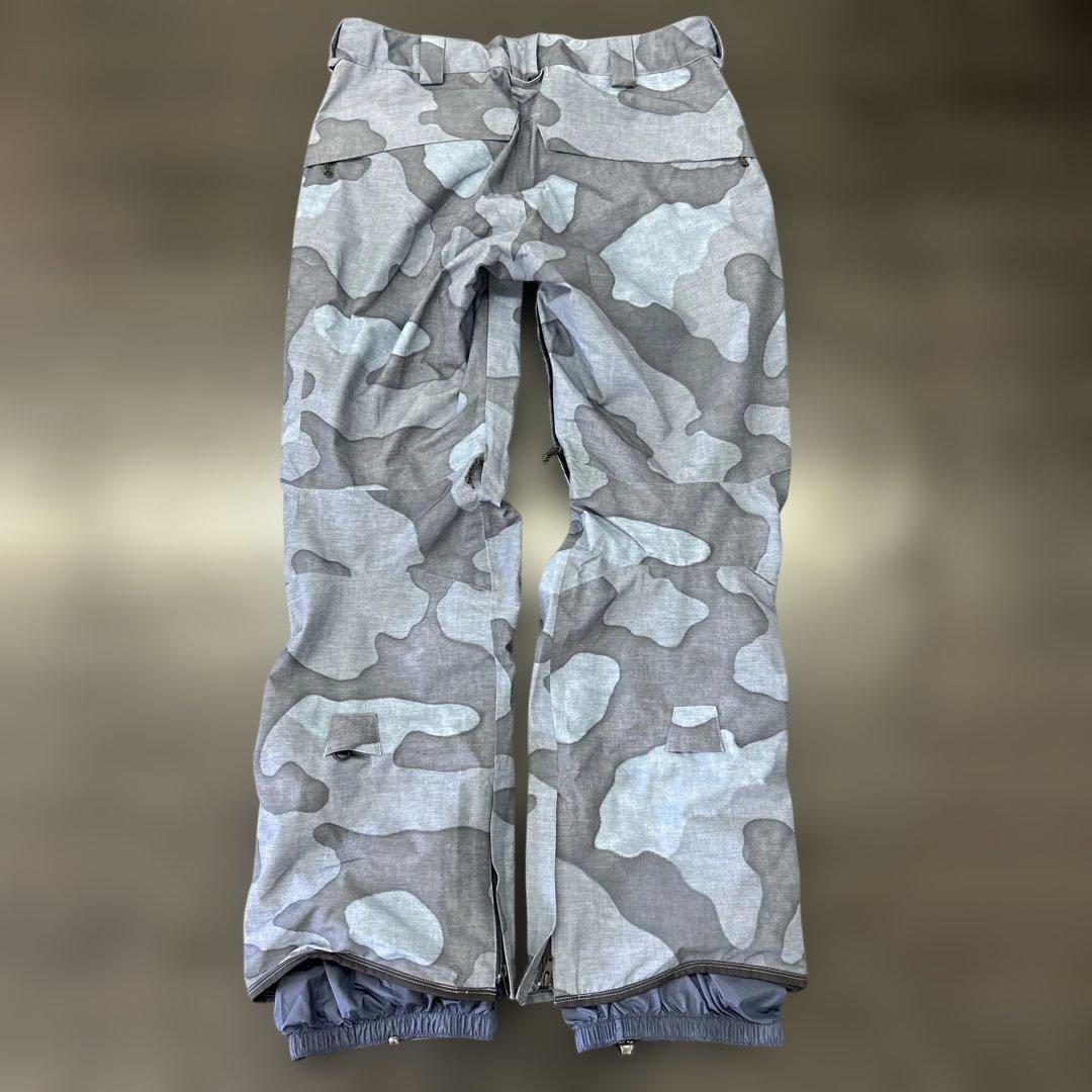 美品　バートン　AK ゴアテックス　カモフラ　CYCLIC PANT