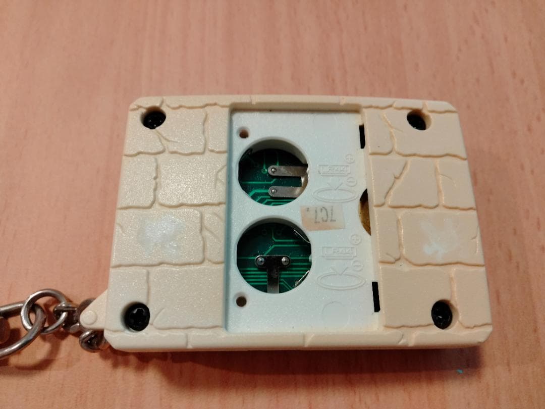 デジモン白　デジタルモンスター　動作確認済