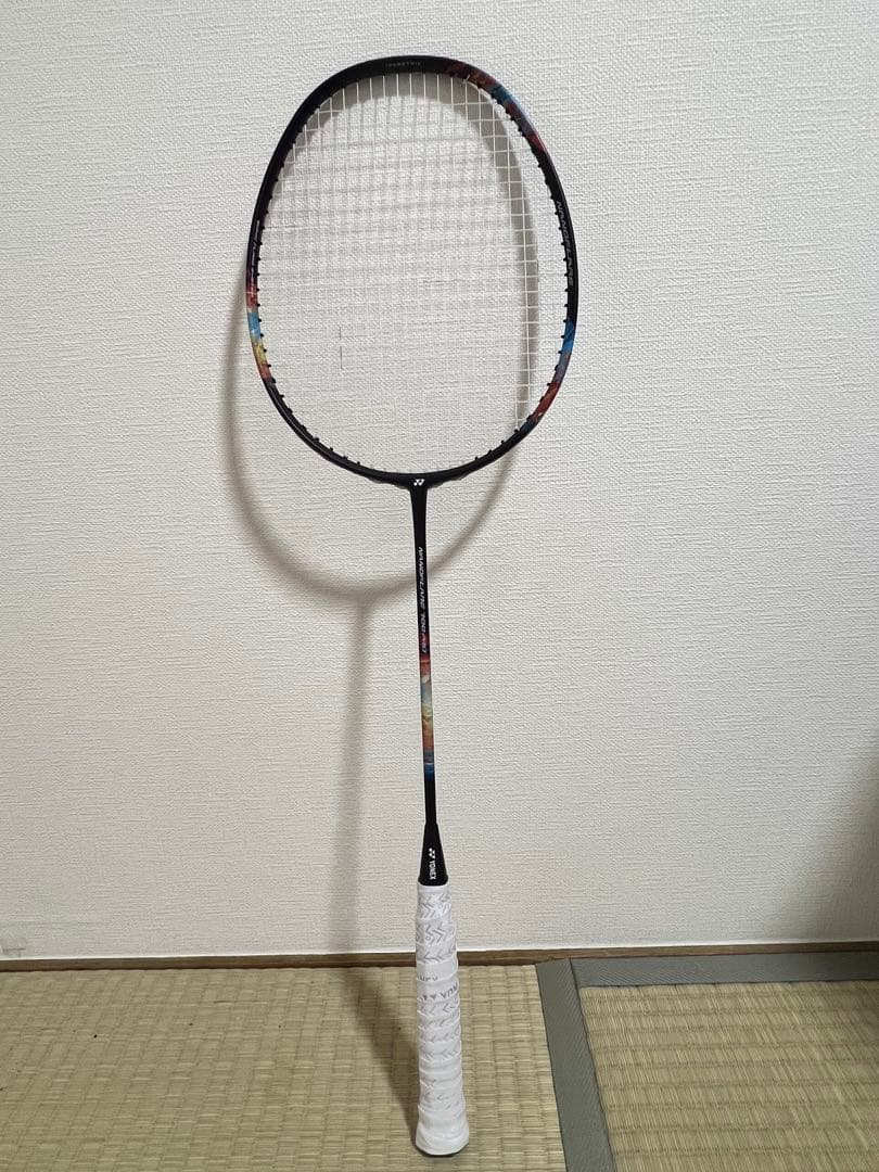 Nanoflare 700 Pro バドミントンラケット