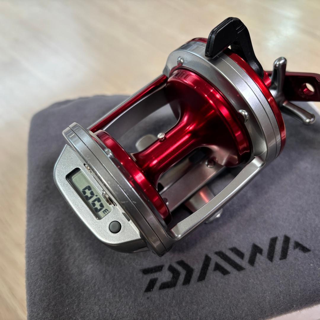 【美品】ダイワ シーライン/Sealine 石鯛 40H 遠投