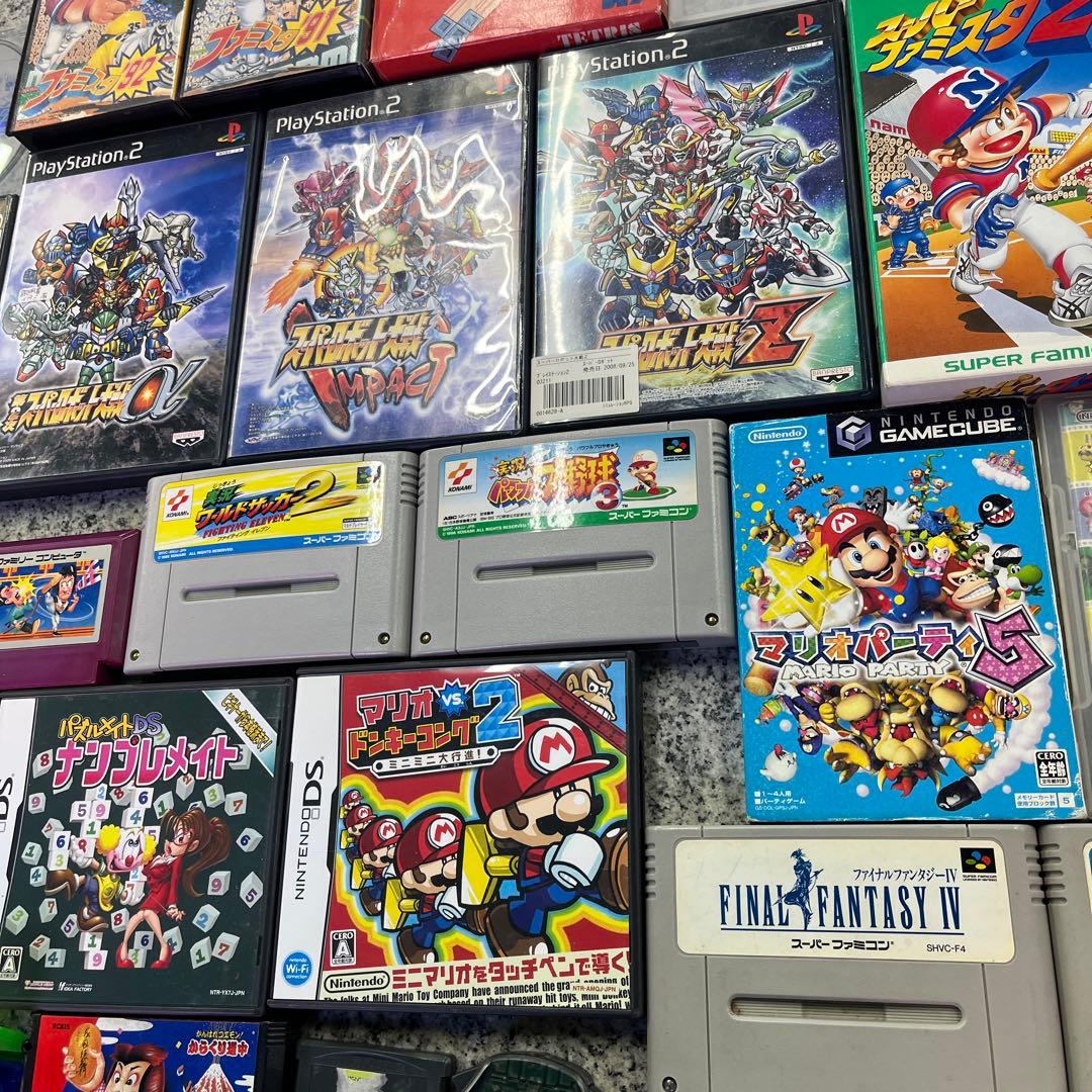 v*r様 ゲームコレクションセット ファミコン アドバンス PS2 wii キュ