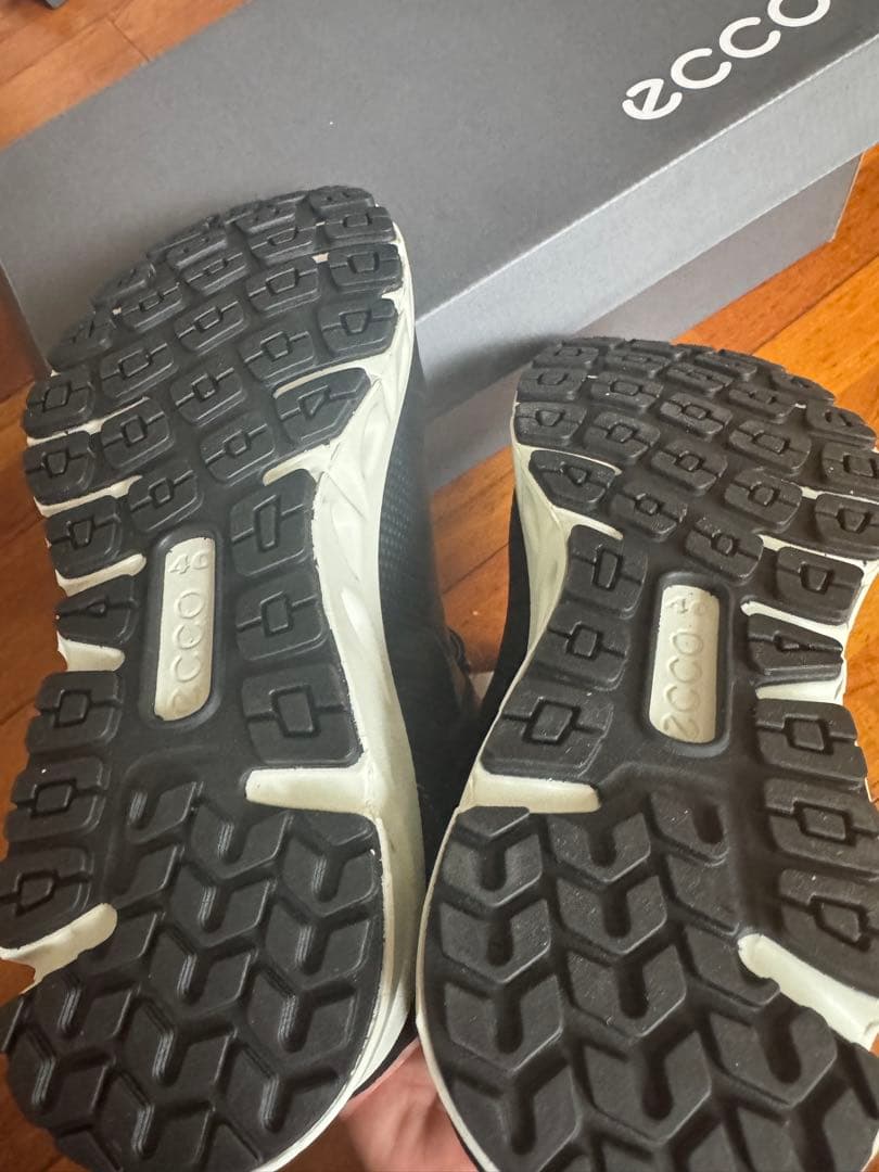 ecco MULTIVENT M ブラック 40