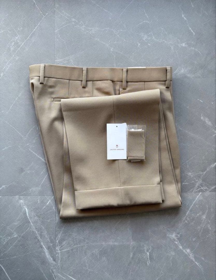 UNITED ARROWS ネクタイ プリーツ ストレートパンツ　2点おまとめ