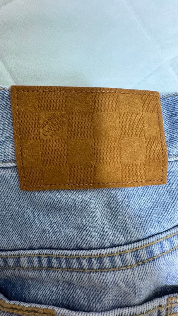 ルイヴィトン LOUIS VUITTON LV デニムショートパンツ　32