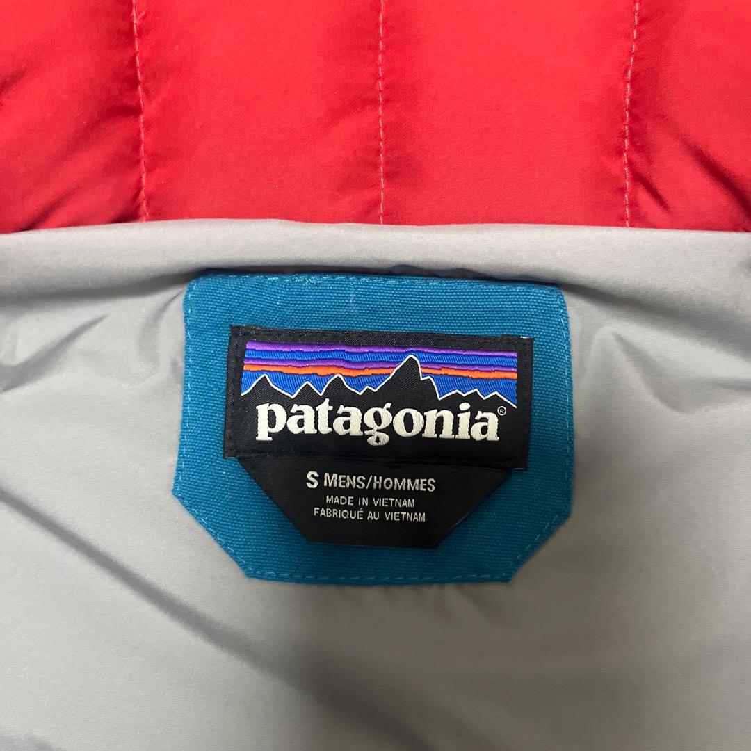 Patagonia ダウンベスト 赤青