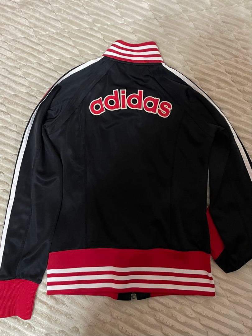 adidas ストライプ ジャージジャケット 希少デザイン