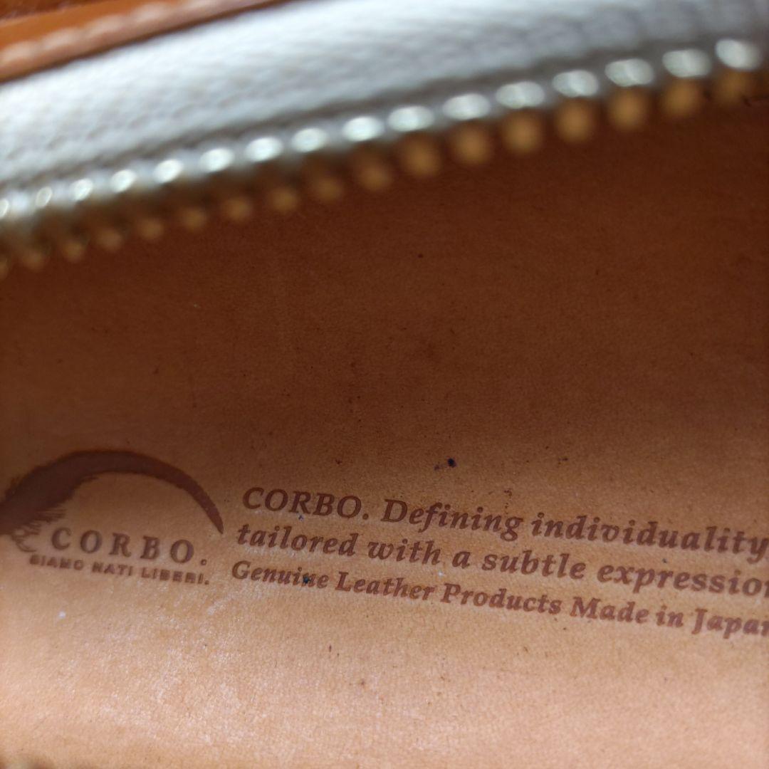 CORBO. 本革 ジッパー付きペンケース