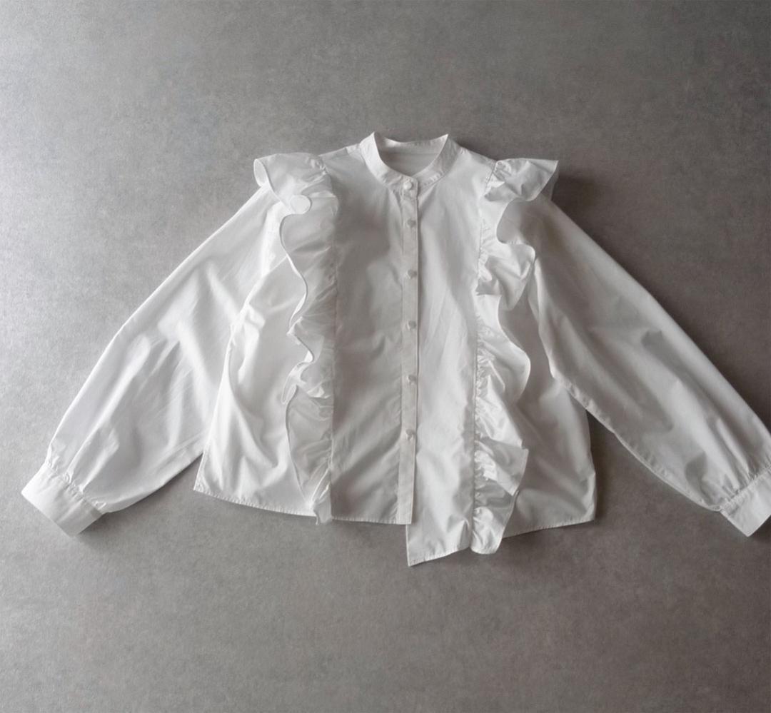 美品 ヘリンドットサイ 1,8万円 フリルブラウス ホワイト HeRIN.CYE