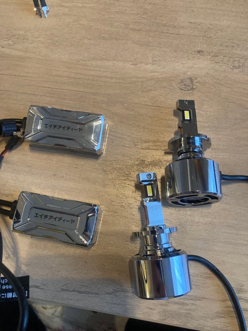 【美品】HID屋 Qシリーズ プラチナ LEDヘッドライト (D4Sで使用)