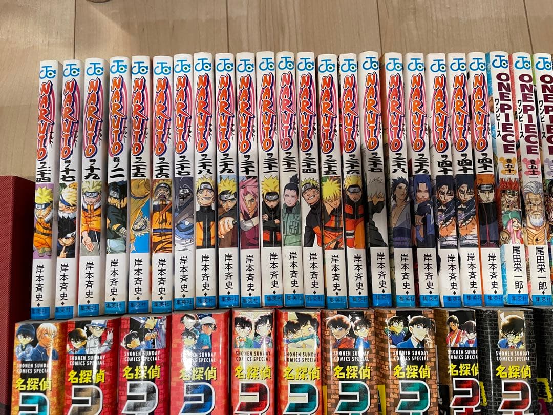 漫画　小説　DVD まとめ売り　79冊＋2本