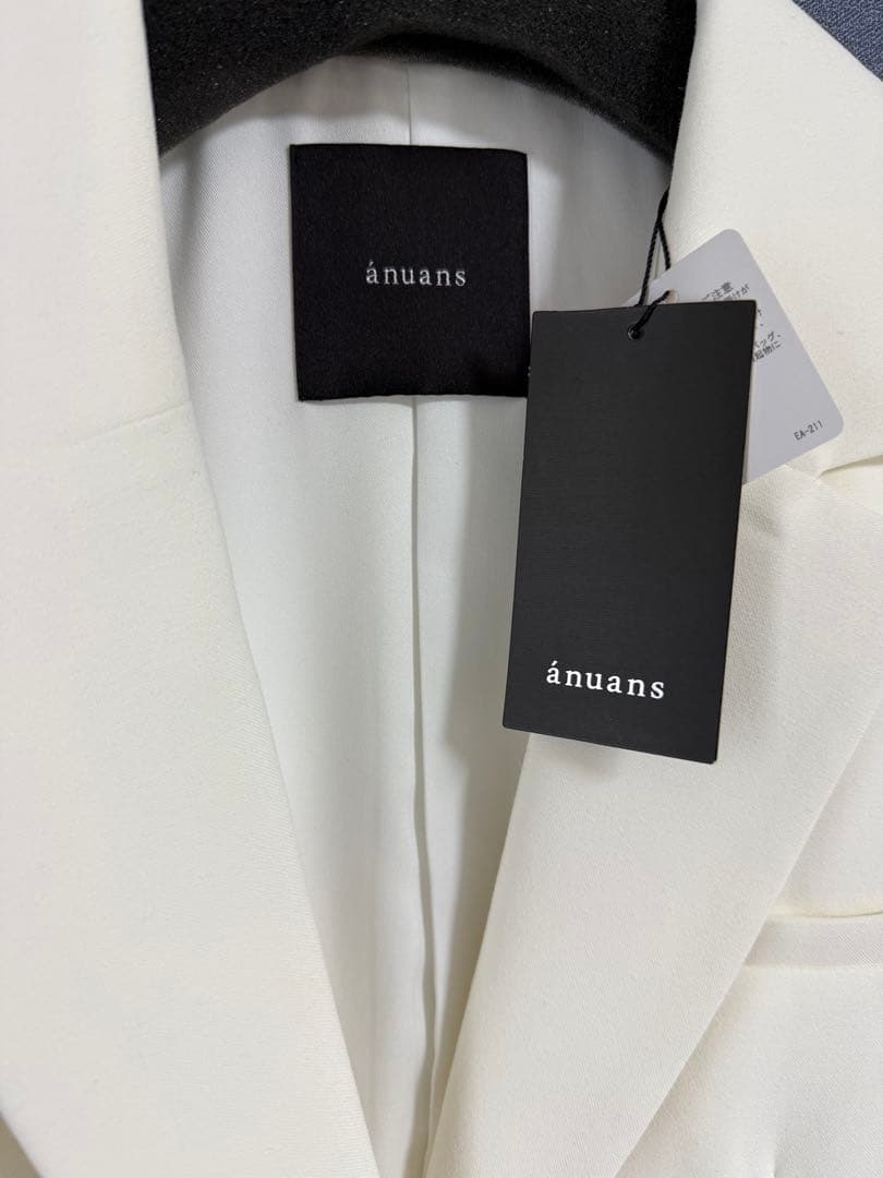 anuans アニュアンス バックサテンテーラードジレ WHITE ホワイト
