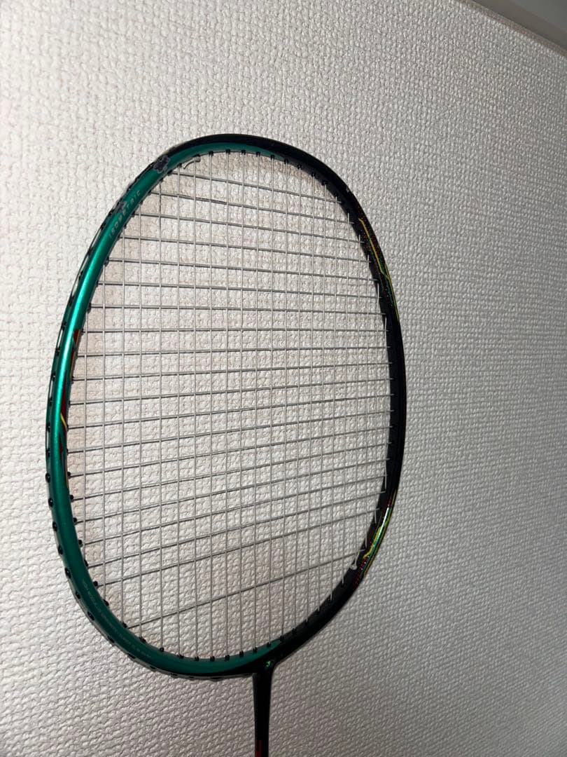 バドミントンラケット　アストロクス88S 3UG5【ジャンク品】