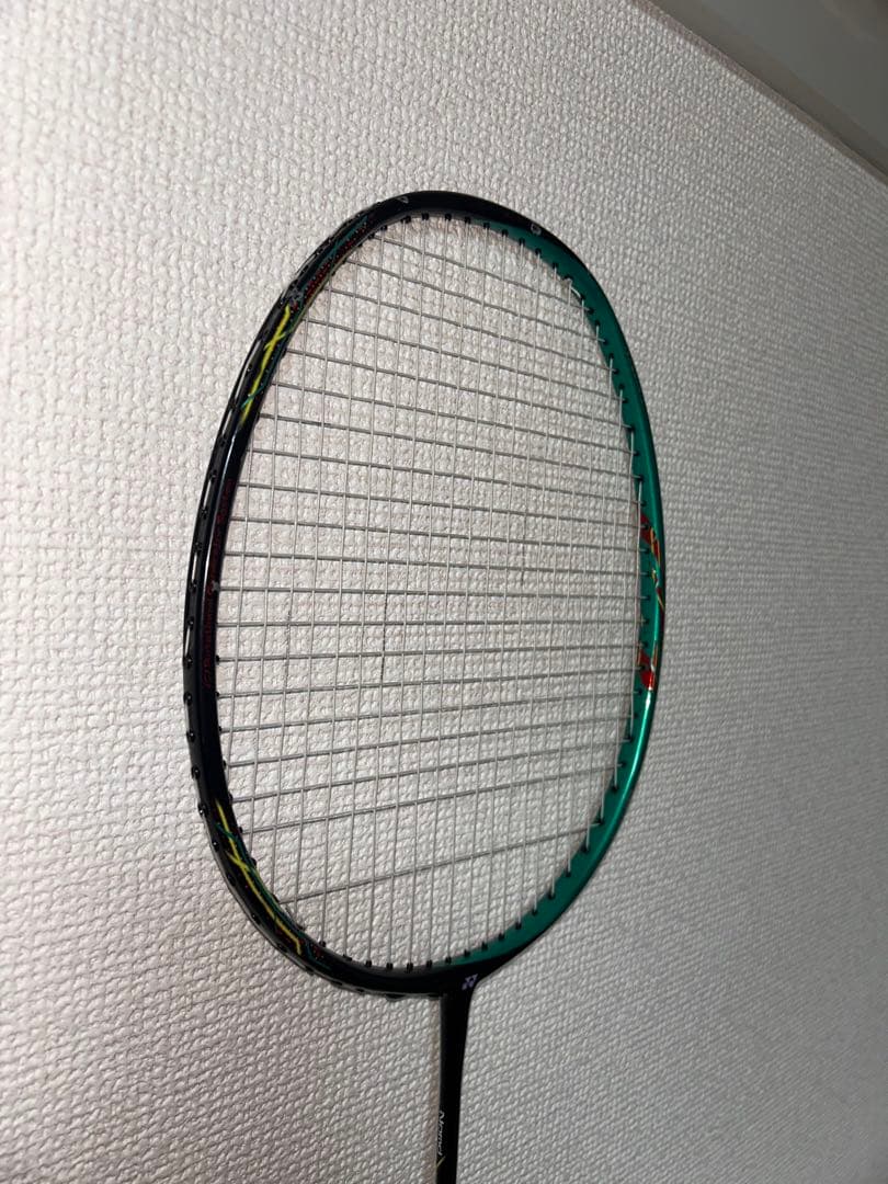 バドミントンラケット　アストロクス88S 3UG5【ジャンク品】