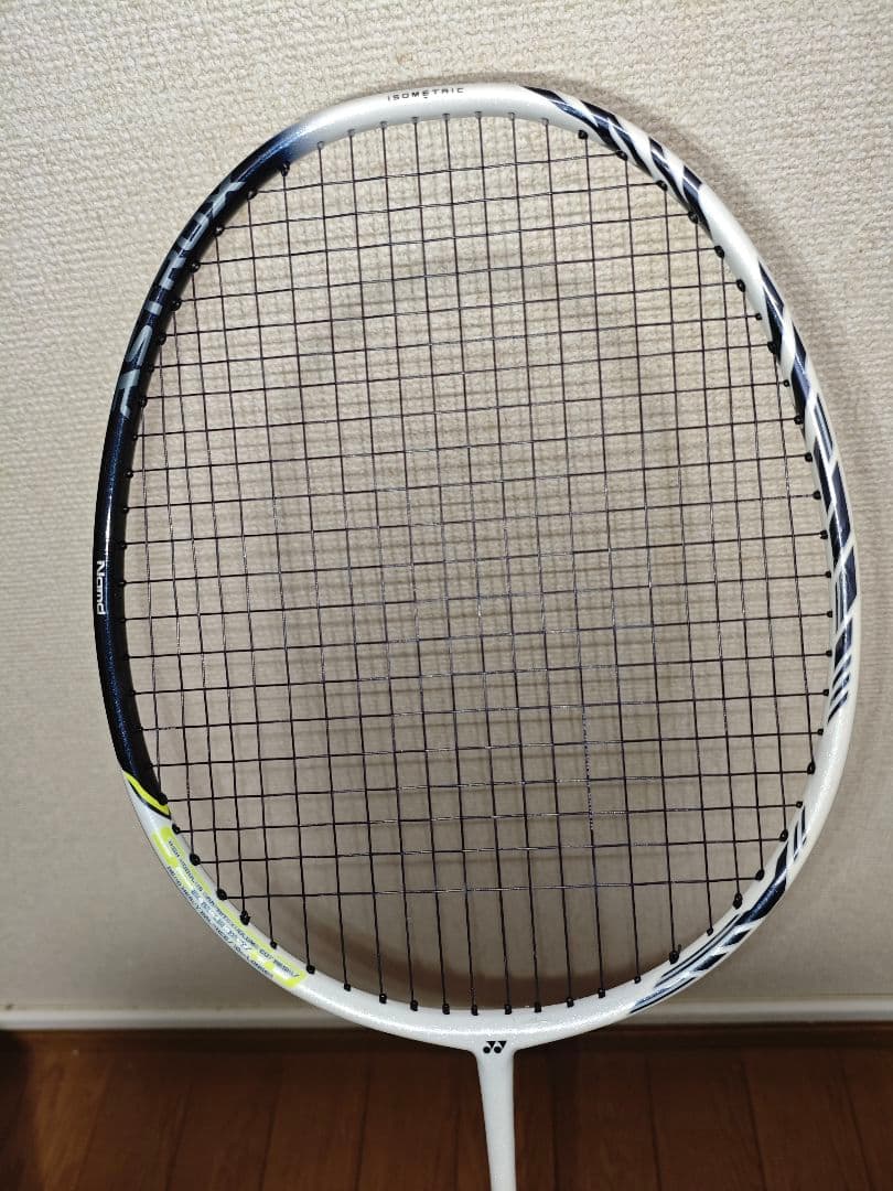 り*★様 Yonex アストロクス99PRO 4UG5