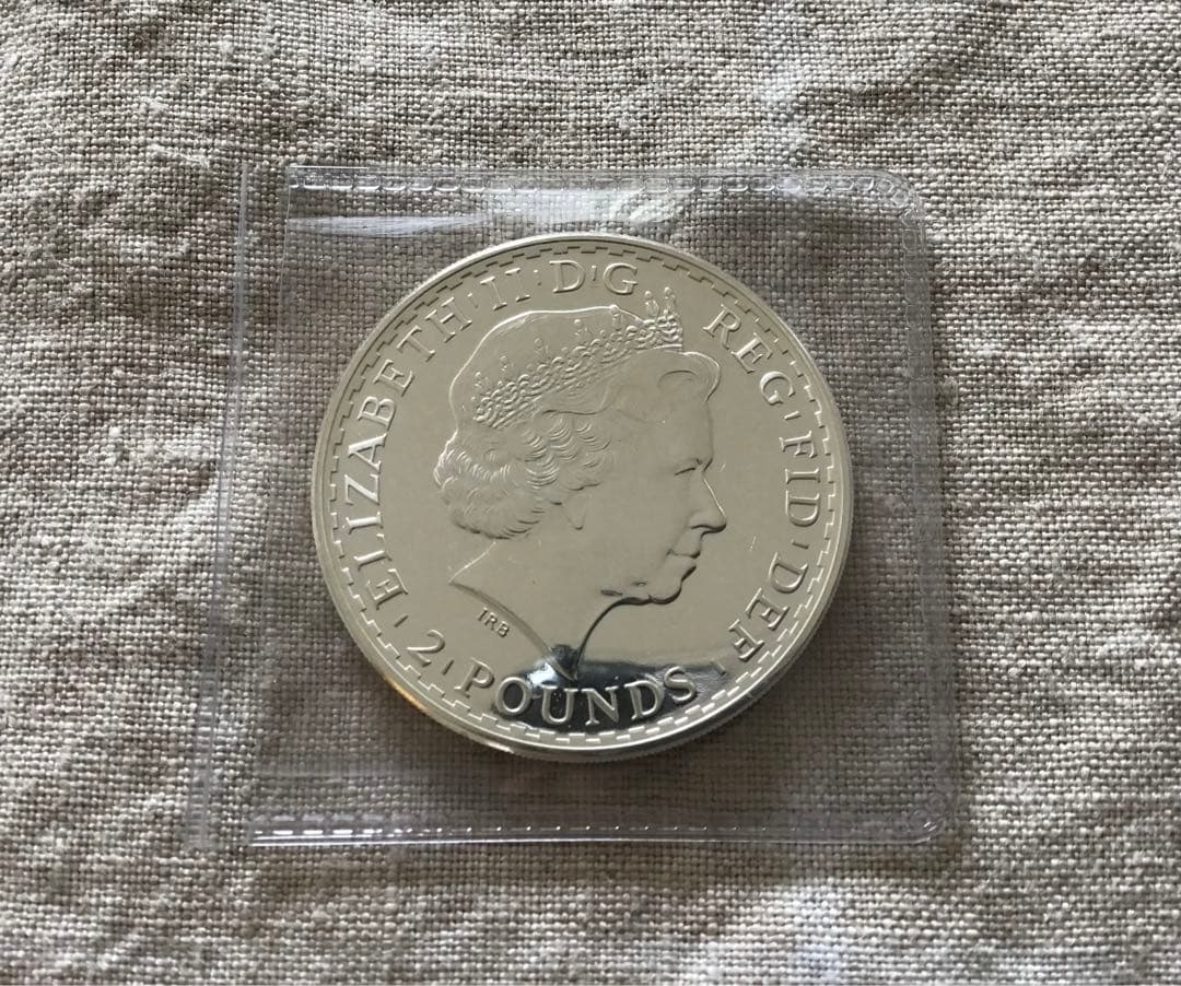 銀貨 イギリス ブリタニア 1オンス 2ポンド 海外硬貨 1枚