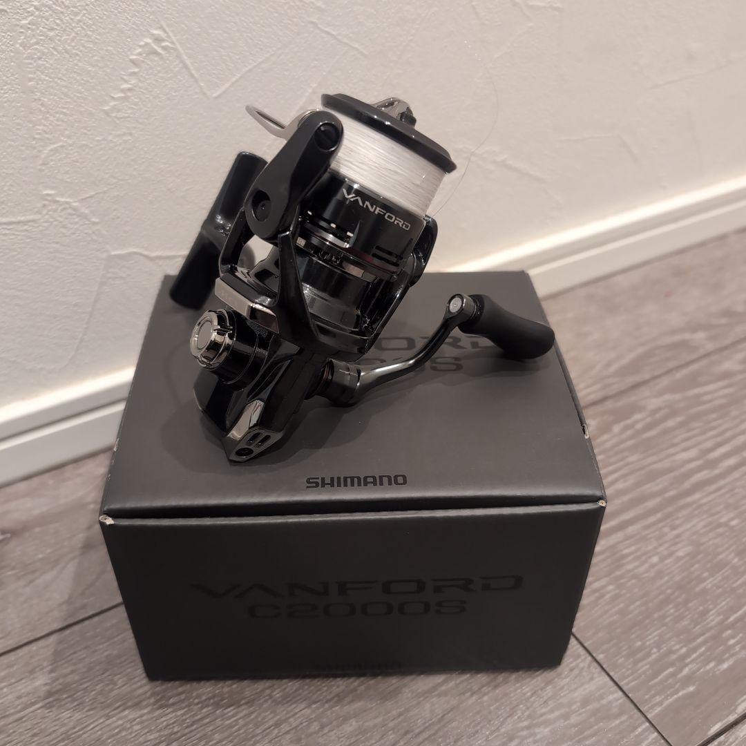 SHIMANO 24VANFORD C2000S スピニングリール